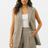 Front pleat shorts in tan